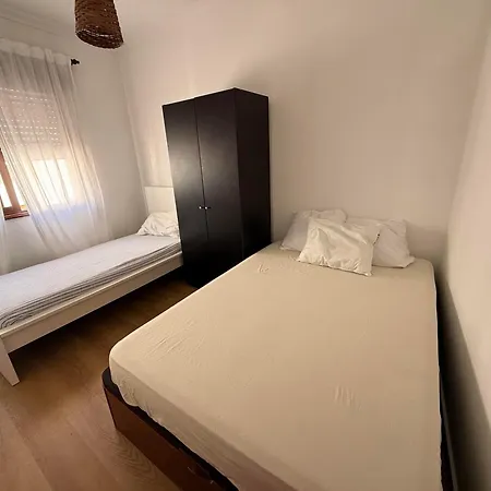Aconchegante Em Uma Casa Perto Da 招待所